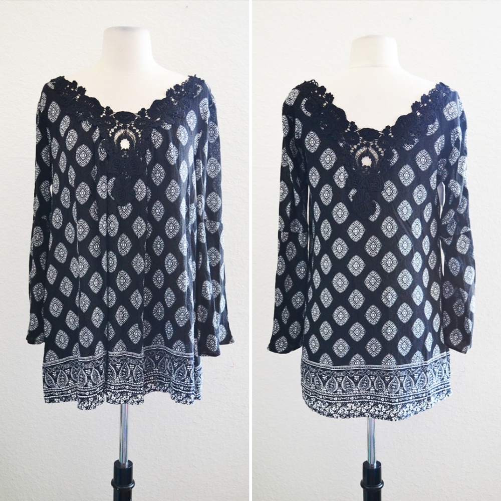 Black Crochet Pattern Peasant Top Shirt Size Small